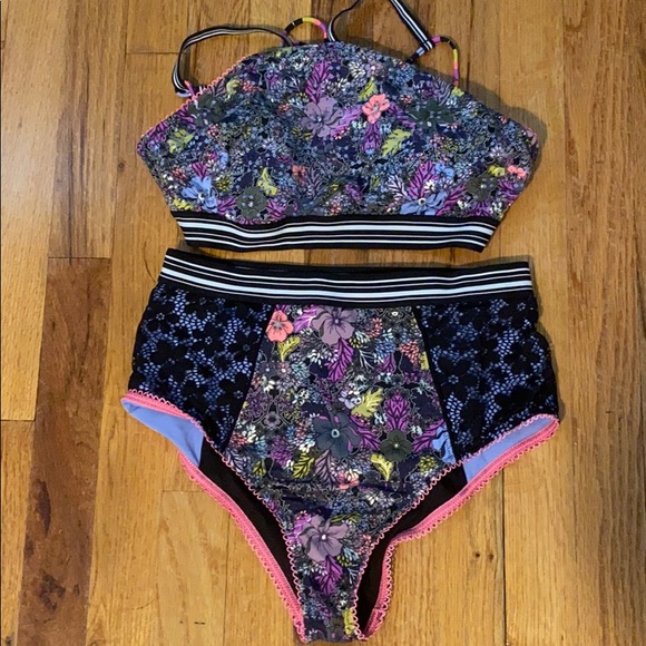 Victoria's Secret Other - ❤️ 2 for $30 Victoria’s Secret Bikini